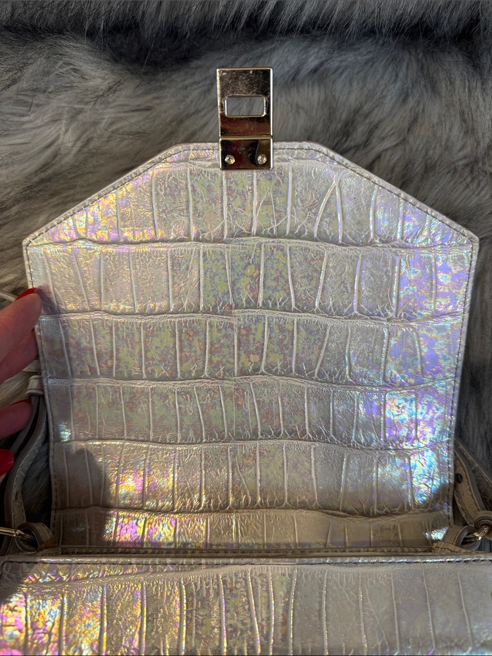 Brahmin Iridescent Pearl Croc-Embossed Crossbody Bag with Gold Hardware - Picture 4 of 16